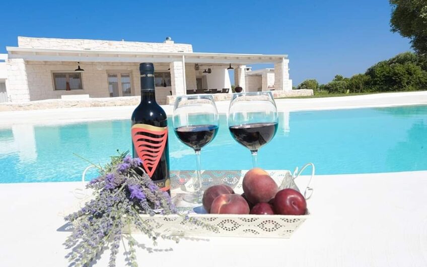 Villa in vendita con trulli e piscina ,c/da San Benedetto, Ostuni