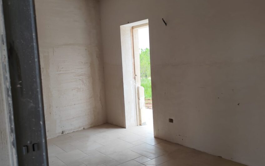 Villa di nuova costruzione con piscina e trullo, contrada San Benedetto, Ostuni