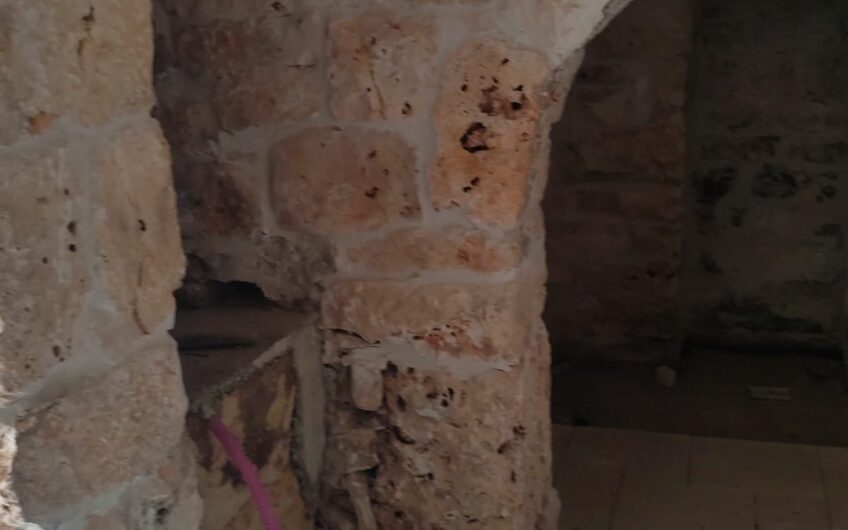 Villa di nuova costruzione con piscina e trullo, contrada San Benedetto, Ostuni